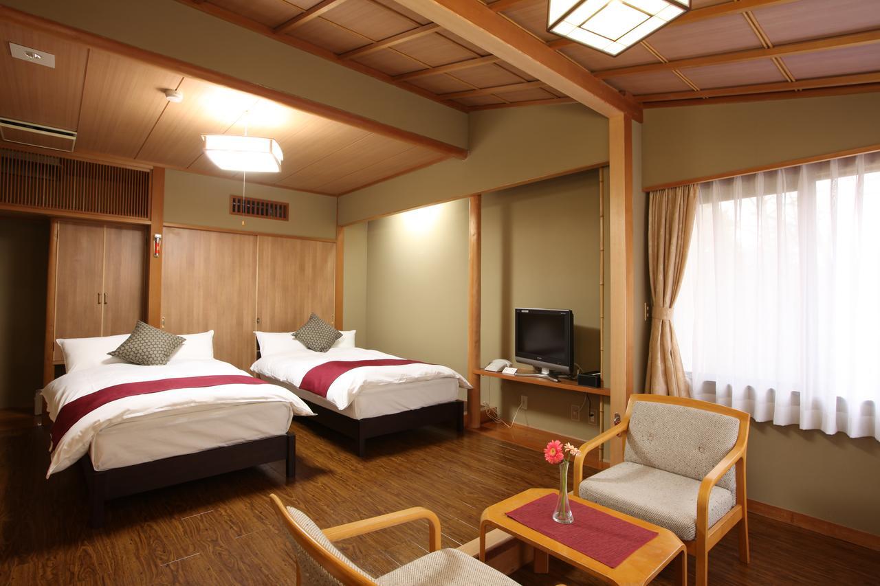 Caro Foresta Kita Karuizawa Rio Hotel Tsumagoi Exterior photo